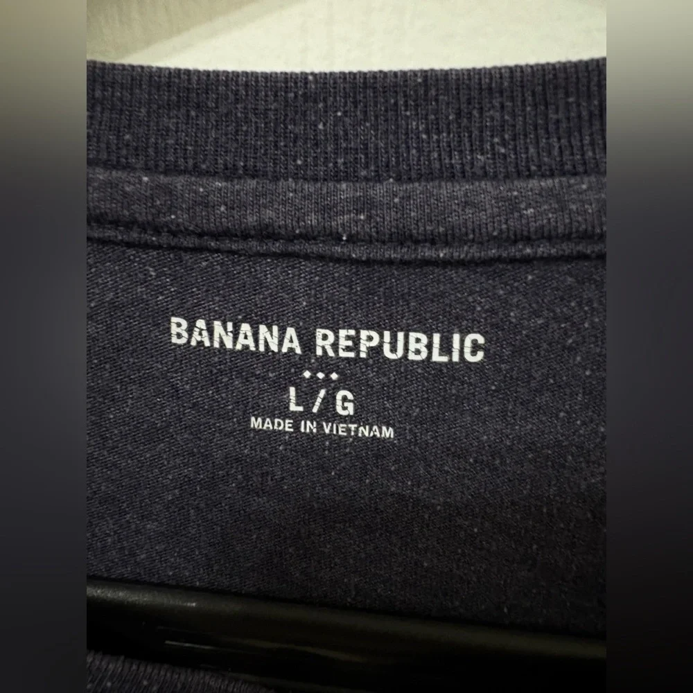 Banana Republic Men’s Navy Sweatshirt